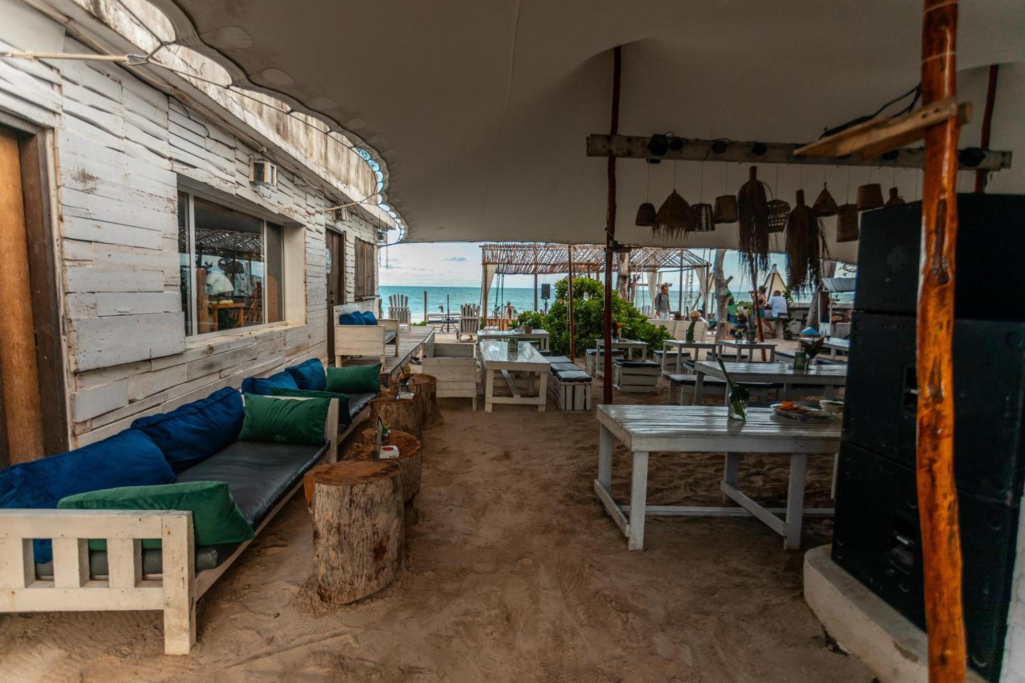 B4 Beach Club Paje Exterior foto